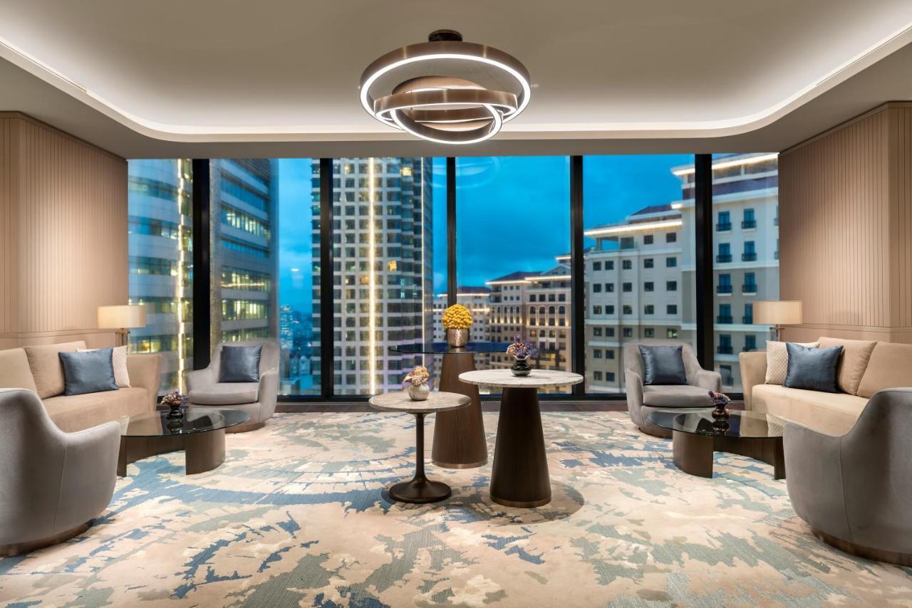 Address Istanbul Hotel Екстериор снимка The Club at The Landmark, Hong Kong